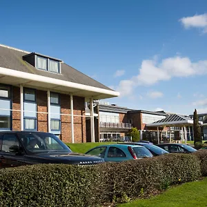 Отель Luton South - M1, Junction 9, An Ihg, Лутон